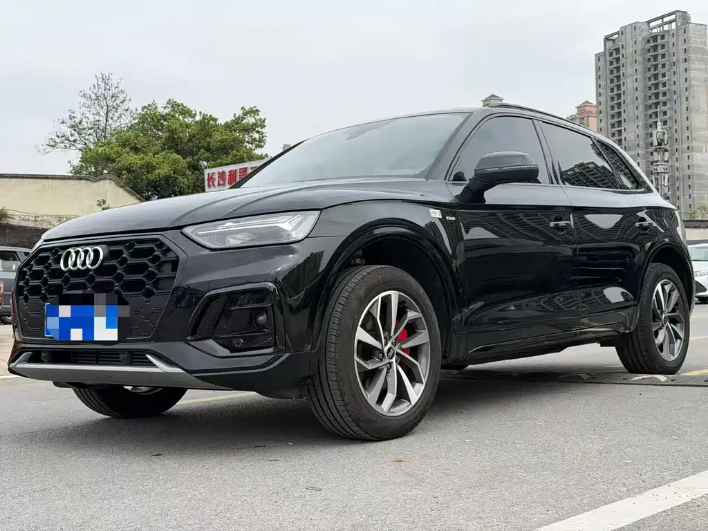 Audi Q5L 2025 40 TFSI luxury and dynamic model купить на сайте DeffCars