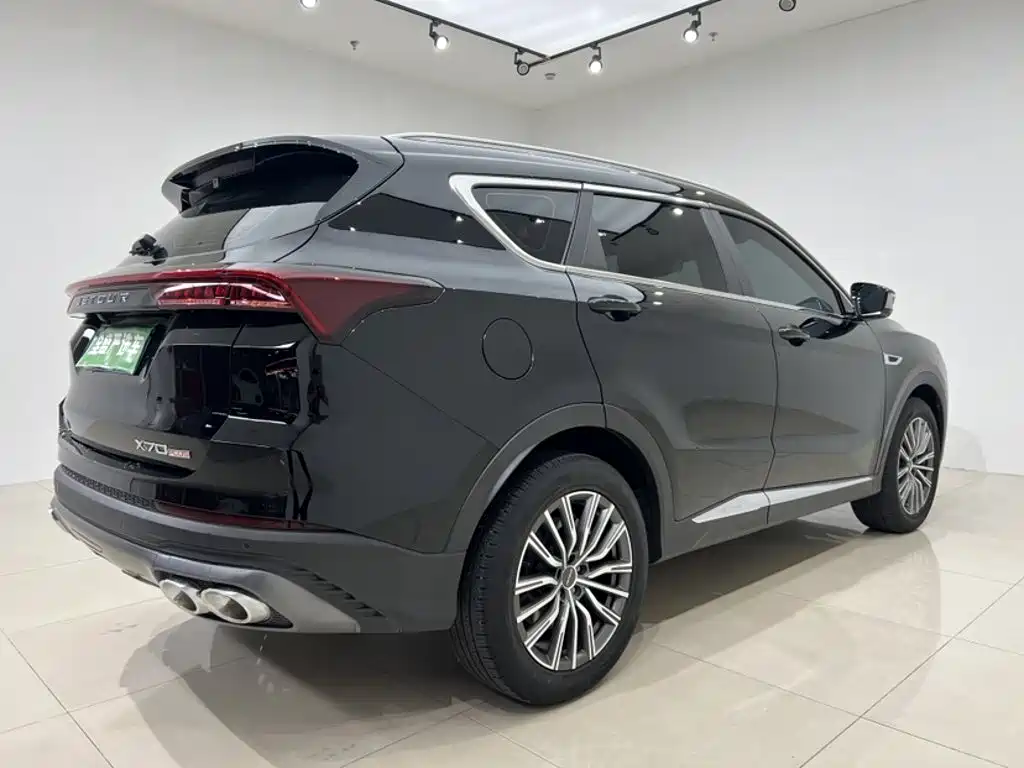 Jietu X70 PLUS 2023 model 1.5T DCT Brave PLUS 5 seats купить на сайте DeffCars