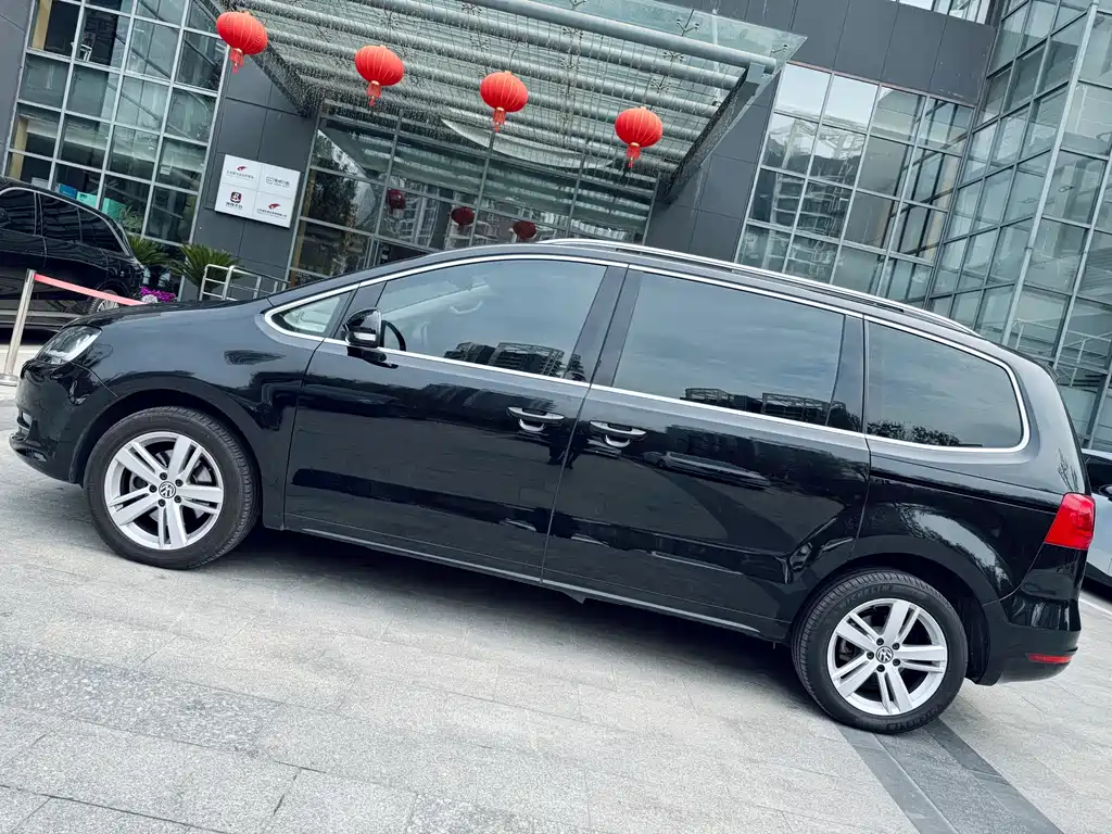 Sharan 2015 1.8TSI comfort model купить на сайте DeffCars