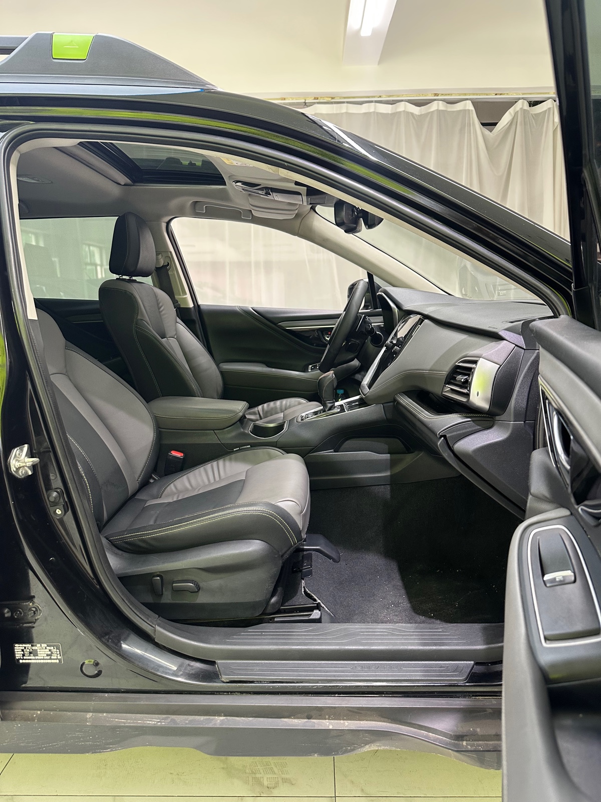 Outback 2021 2.5i Discovery Edition EyeSight купить на сайте DeffCars