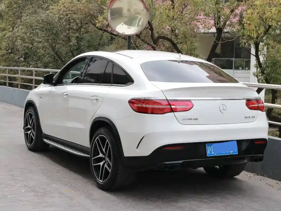 Mercedes-Benz GLE Coupe AMG 2017 AMG GLE 43 4MATIC Coupe SUV купить на сайте DeffCars