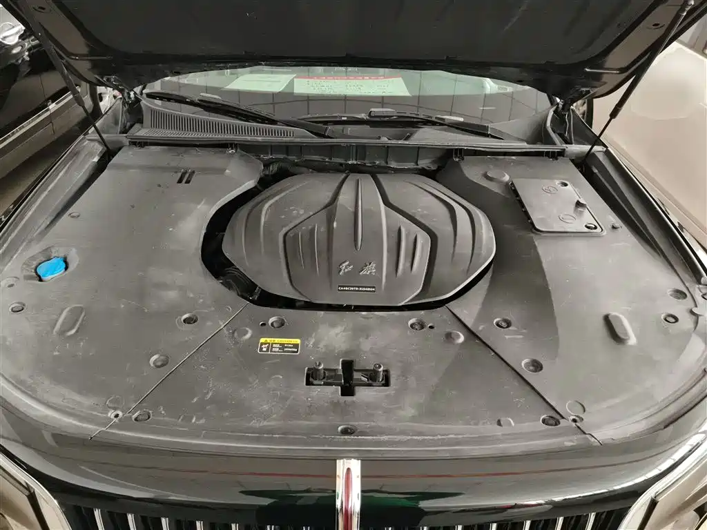 Hongqi H9 2020 2.0T Zhilian Qichang Edition купить на сайте DeffCars
