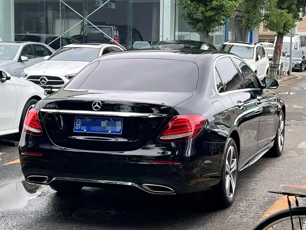 Mercedes-Benz E-Class 2018 facelift E 200 L sporty купить на сайте DeffCars
