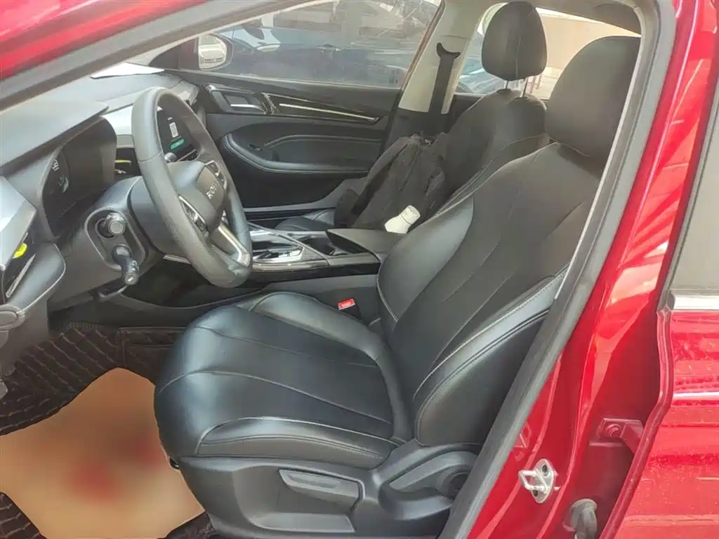 Roewe i5 2021 1.5L CVT Diamond Edition купить на сайте DeffCars