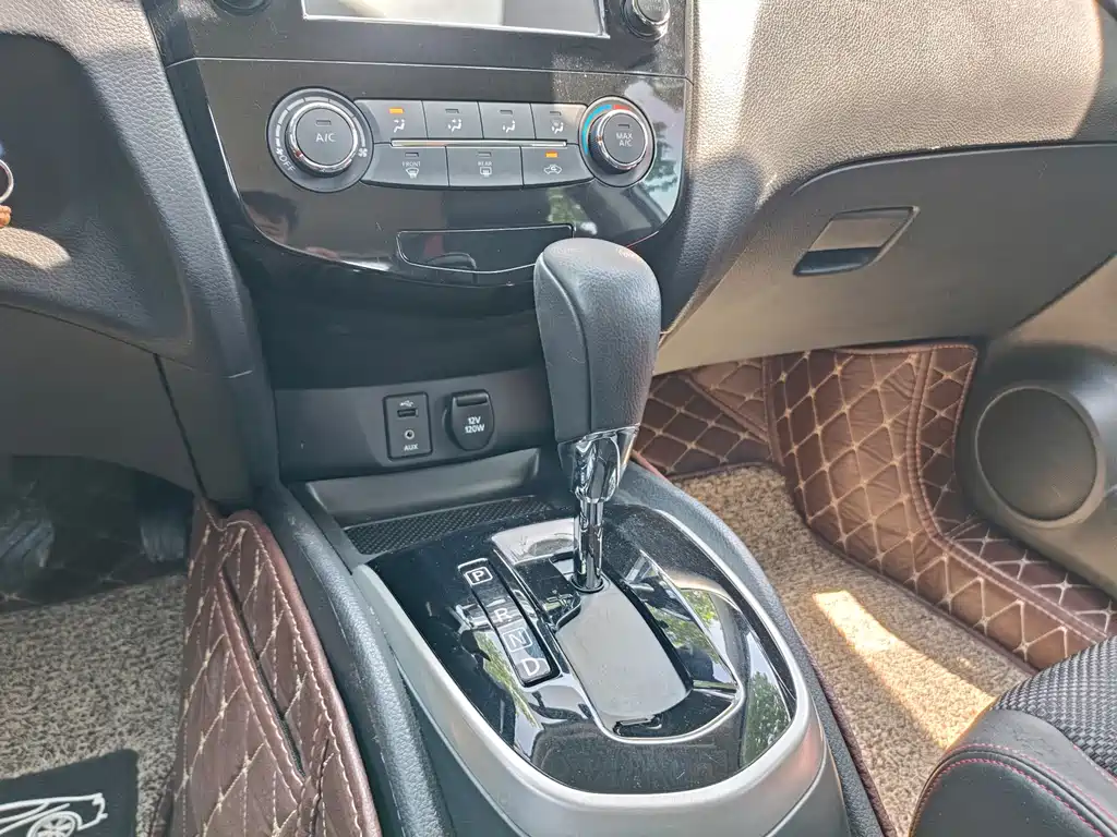 Qashqai 2017 2.0L CVT Smart Edition National V купить на сайте DeffCars