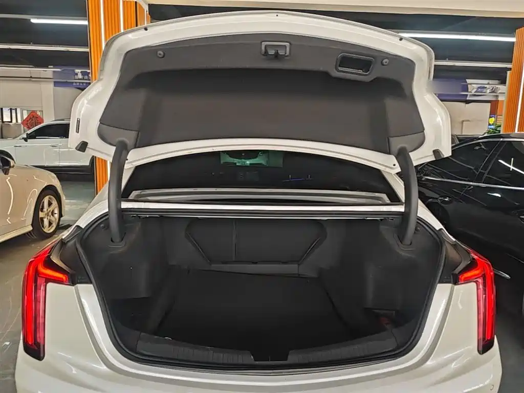 Cadillac CT5 2023 28T luxury model (standard version) купить на сайте DeffCars