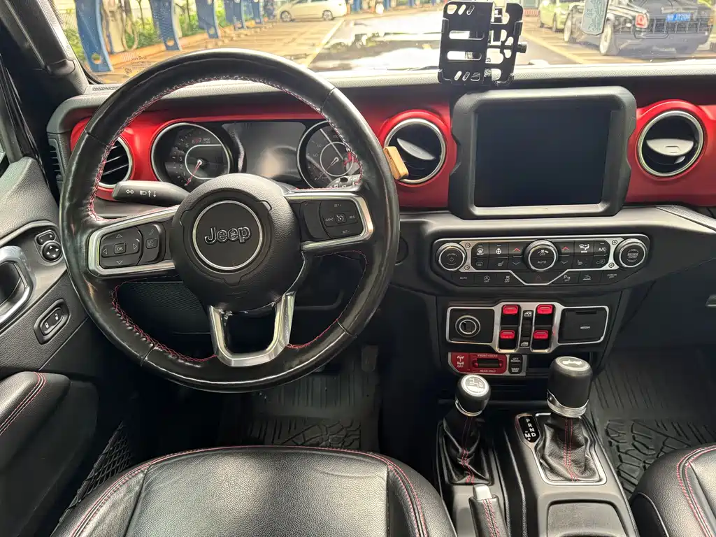 Wrangler 2021 2.0T Robin Han Four Door Edition купить на сайте DeffCars