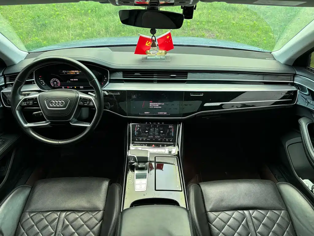 Audi A8 2023 A8L 50 TFSI quattro Premium Selection купить на сайте DeffCars