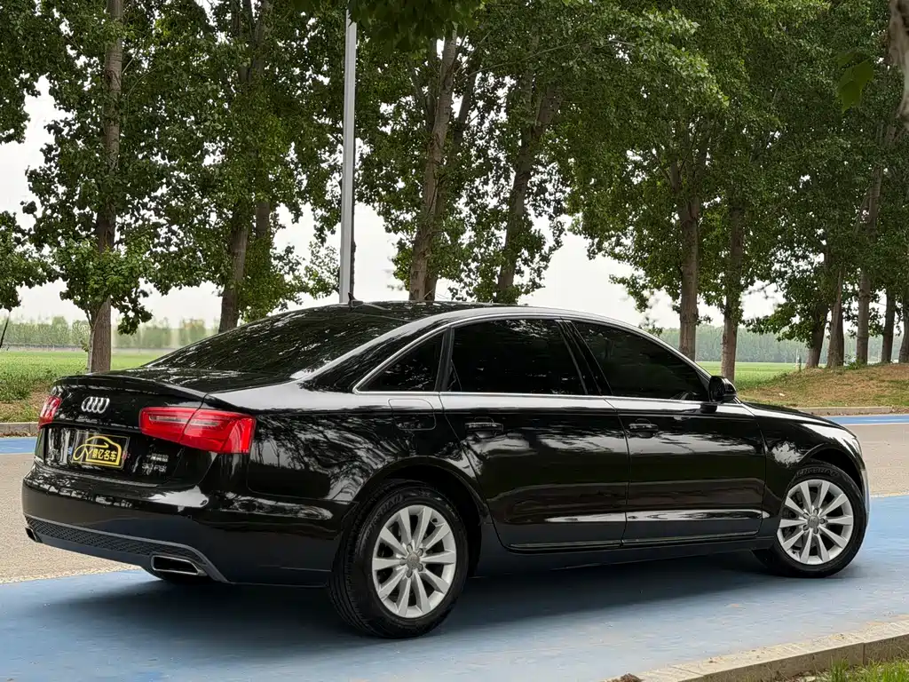 Audi A6L 2014 30 FSI Comfort купить на сайте DeffCars