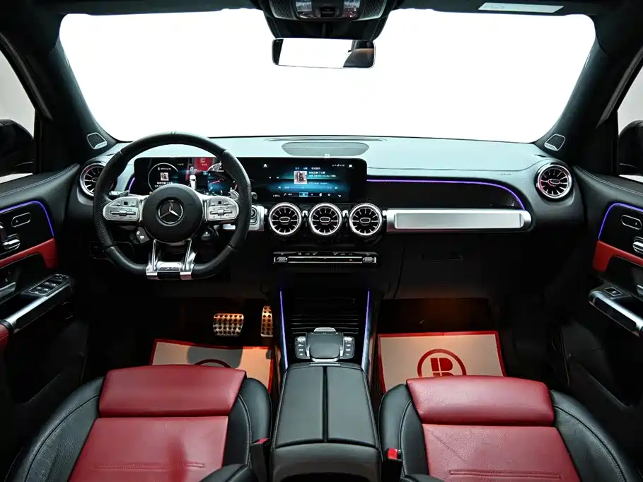 Mercedes-Benz GLB AMG 2023 AMG GLB 35 4MATIC купить на сайте DeffCars