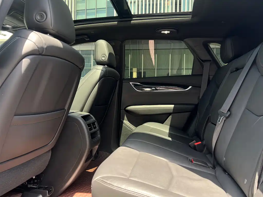 Cadillac XT5 2020 28T luxury model купить на сайте DeffCars
