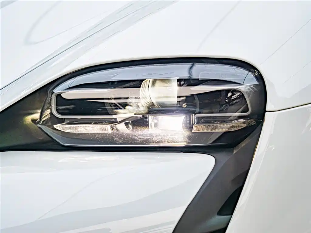 Taycan 2022 facelift Taycan купить на сайте DeffCars