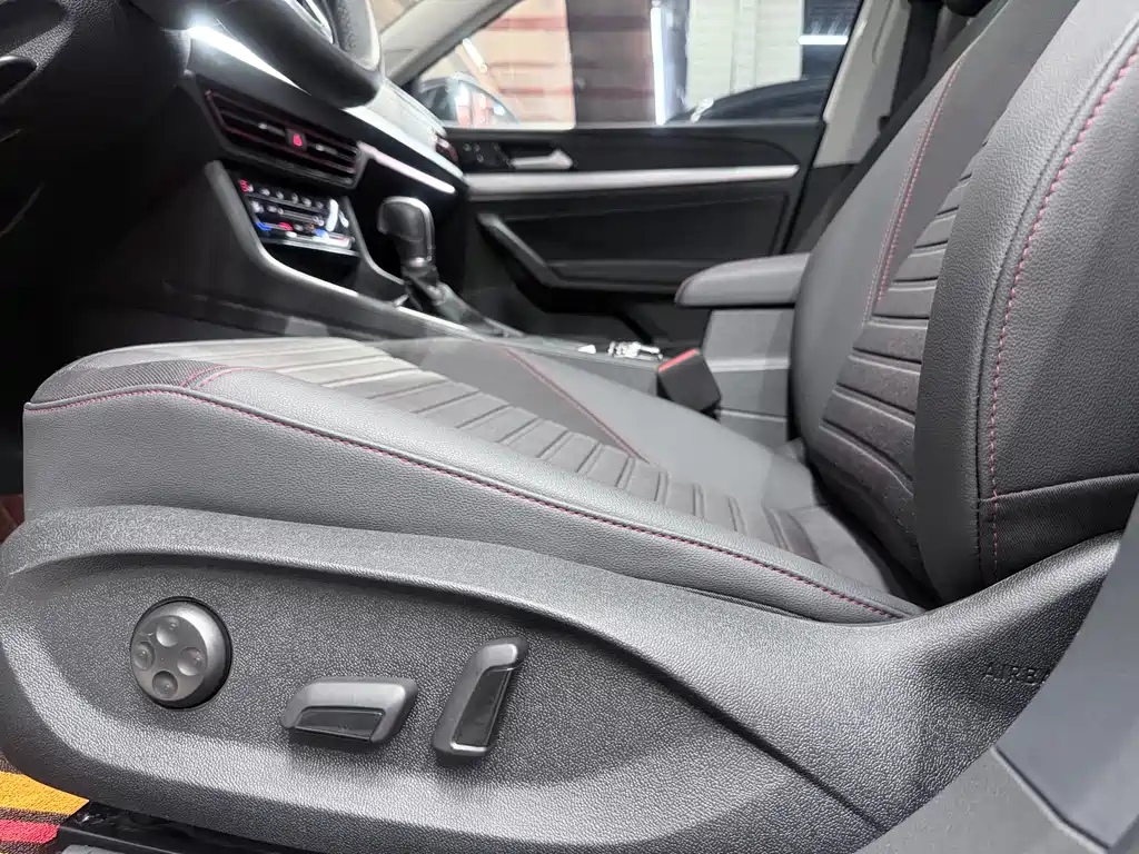 Lavida 2023 280TSI DSG Starry Sky Full Edition купить на сайте DeffCars