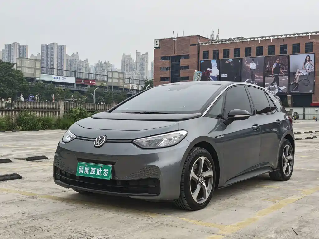 Volkswagen ID.3 2023 upgraded model pure smart version купить на сайте DeffCars