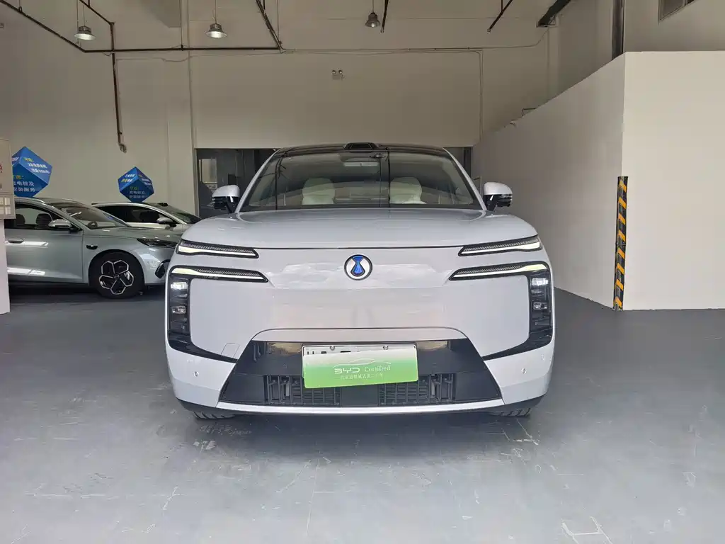 Denza N8L 2025 flagship model купить на сайте DeffCars