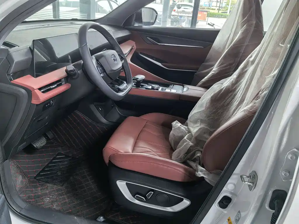 Changan CS75PLUS 2024 third generation championship version 1.5T smart driving and powerful model купить на сайте DeffCars