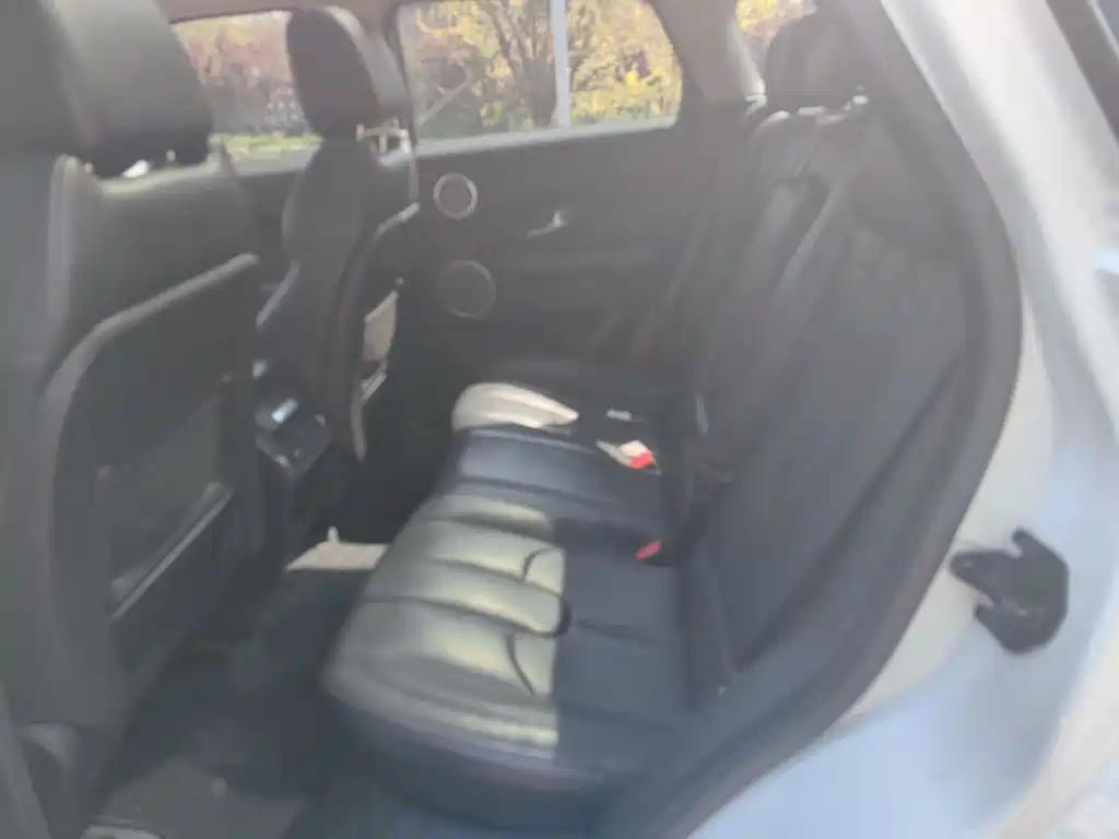 Range Rover Evoque 2015 2.0T five-door style version купить на сайте DeffCars