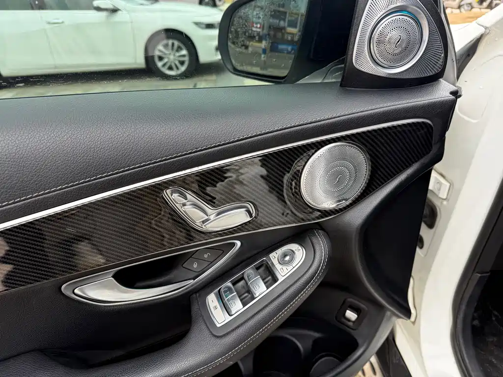 Mercedes-Benz GLC Coupe 2018 GLC 200 4MATIC Coupe SUV купить на сайте DeffCars