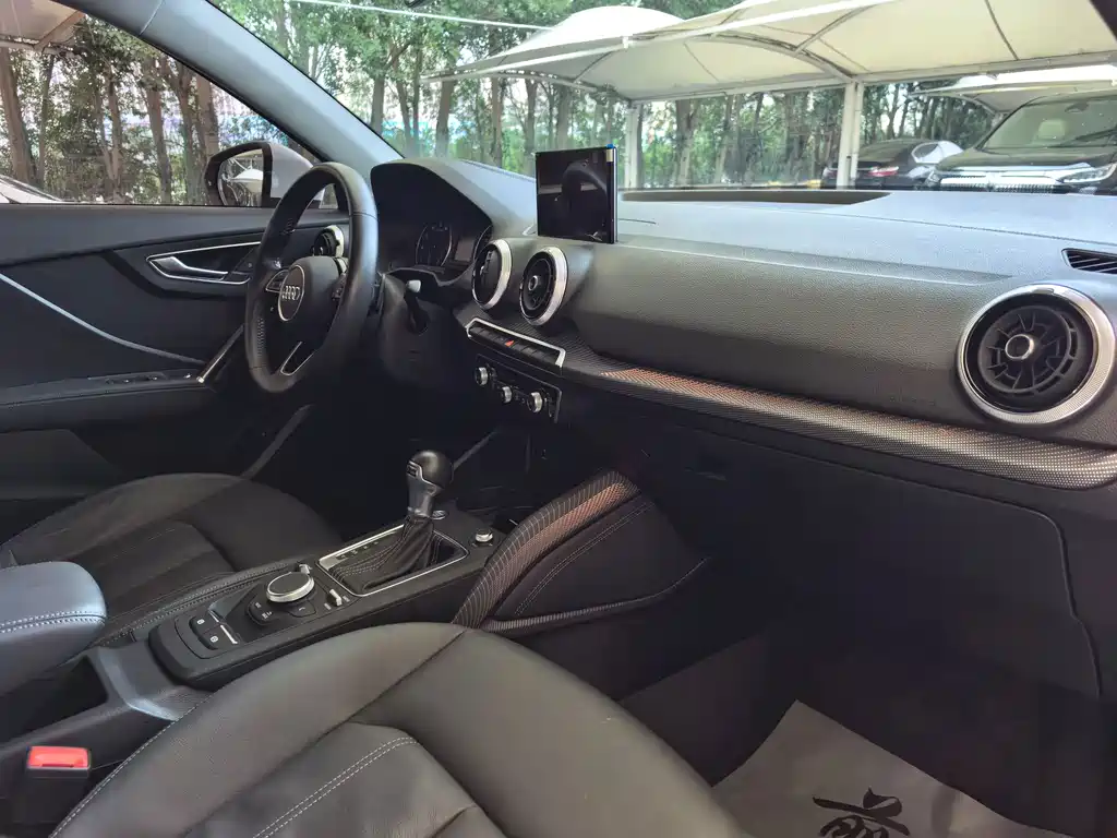 Audi Q2L 2022 35 TFSI fashionable and dynamic купить на сайте DeffCars