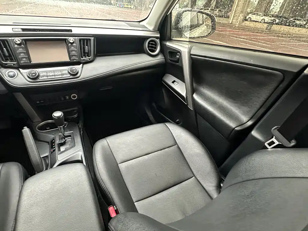 RAV4 Rongfang 2019 2.0L CVT two-wheel drive fashion version National VI купить на сайте DeffCars