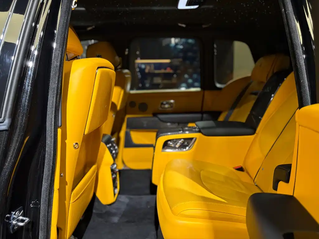 Cullinan 2020 Black Badge купить на сайте DeffCars
