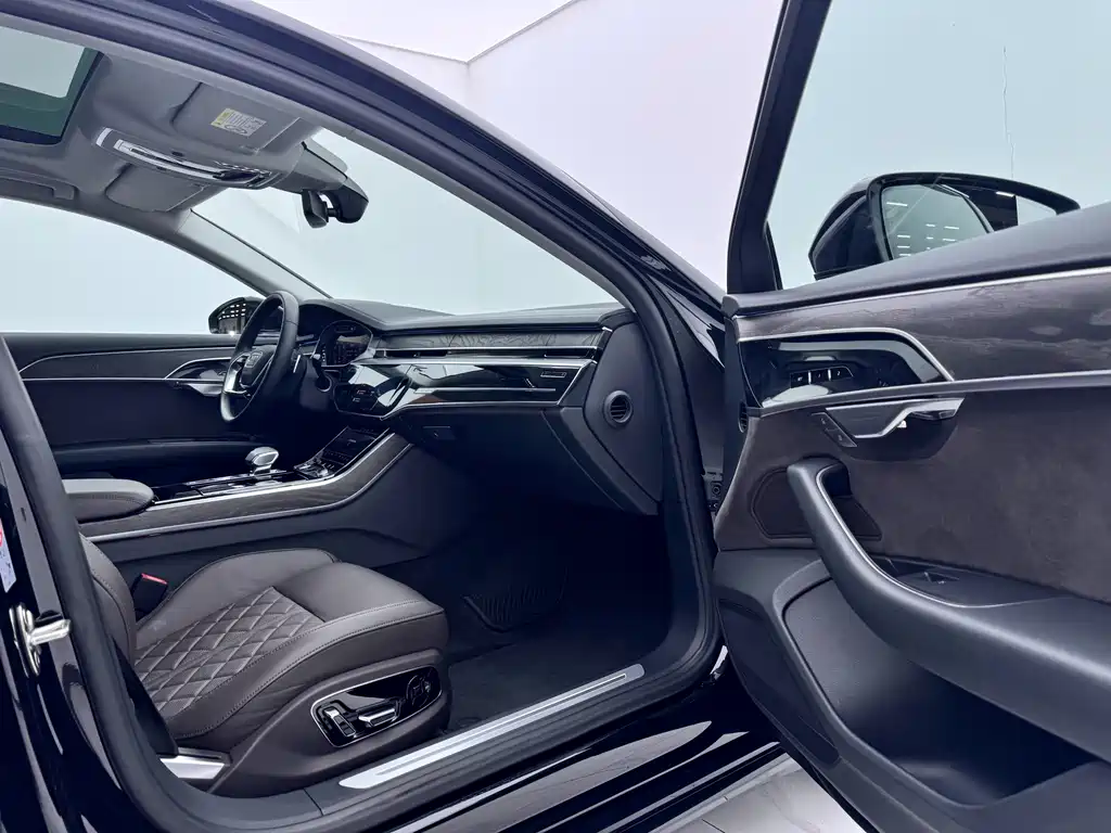 Audi A8 2021 A8L 50 TFSI quattro comfort type купить на сайте DeffCars