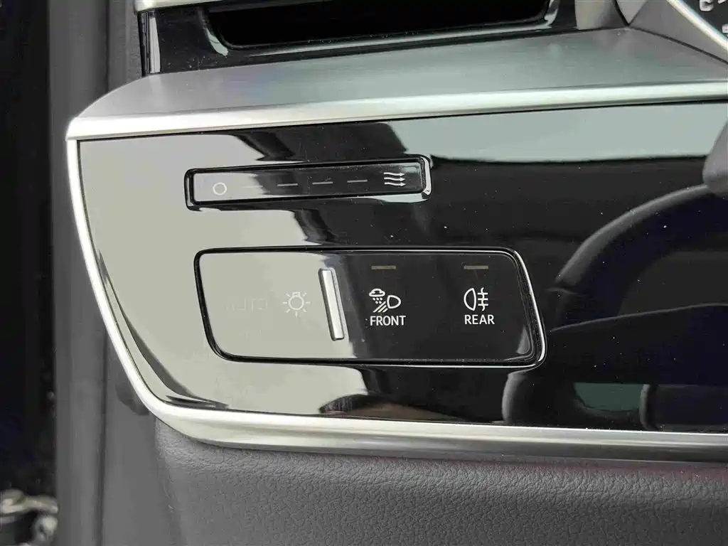 Audi A8 2021 A8L 50 TFSI quattro comfort type купить на сайте DeffCars