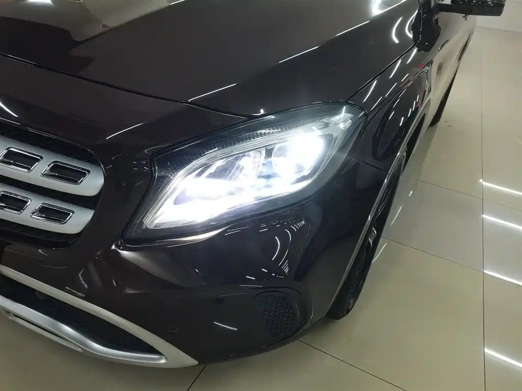 Mercedes-Benz GLA 2018 GLA 200 Fashion Model купить на сайте DeffCars