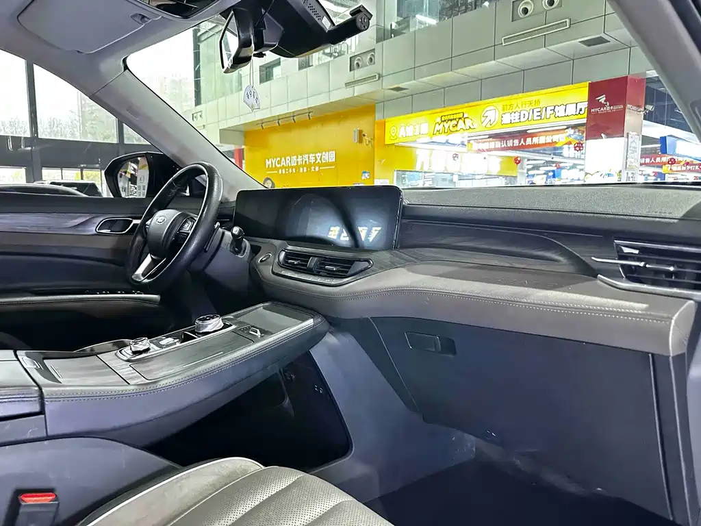 Lingyu 2023 EcoBoost 225 collar type 7 seats (2/3/2) купить на сайте DeffCars