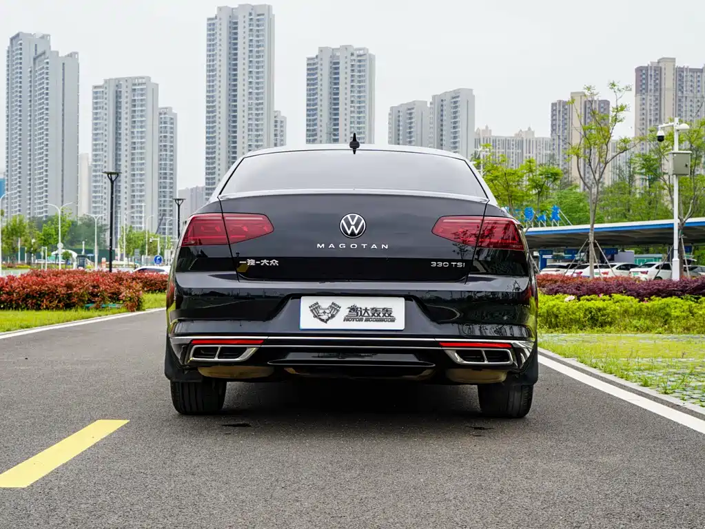 Magotan 2023 2 million commemorative edition 330TSI DSG luxury model купить на сайте DeffCars