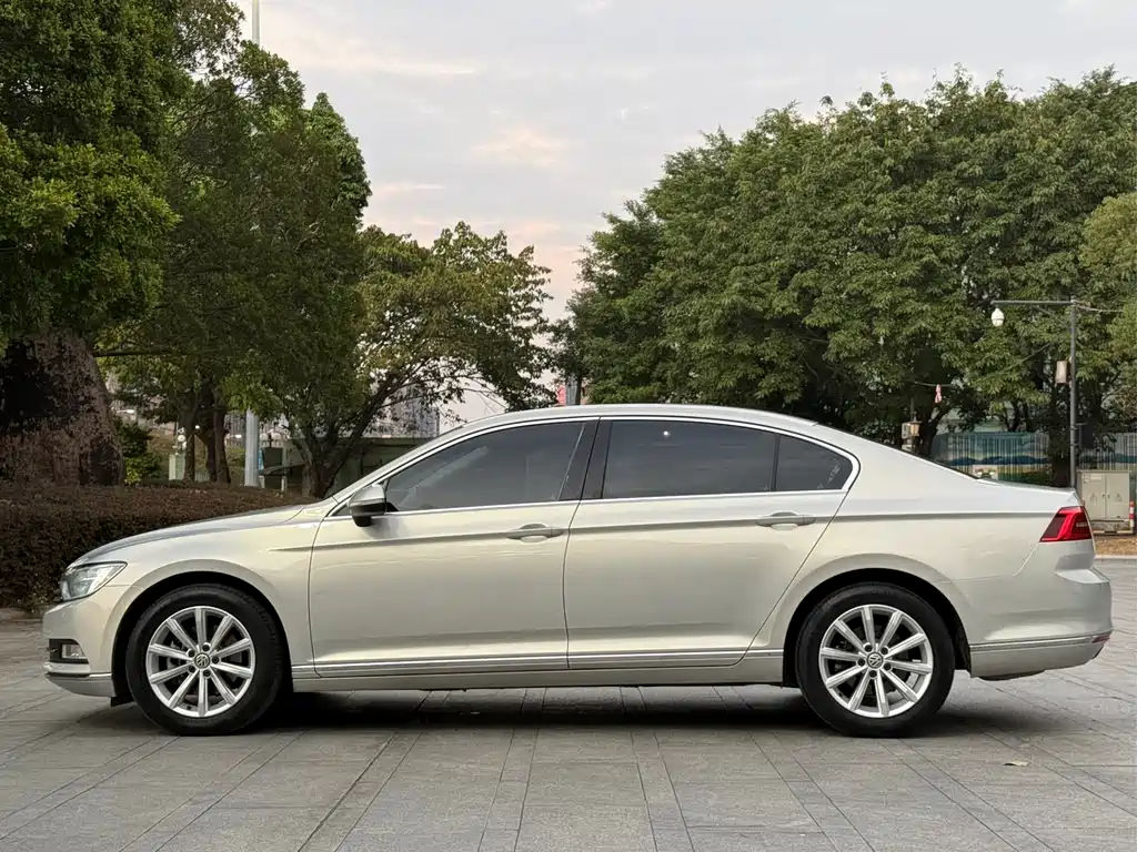 Magotan 2019 280TSI DSG leading model National VI купить на сайте DeffCars