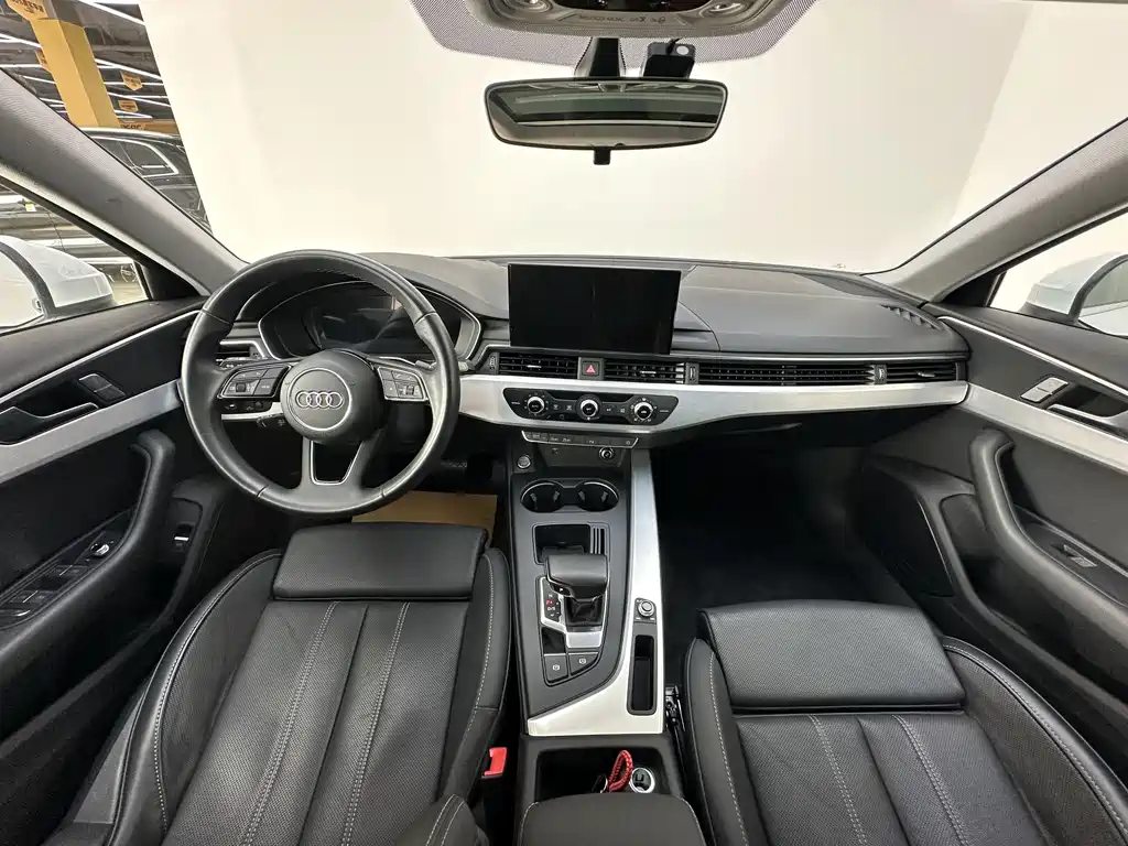 Audi A4L 2024 40 TFSI Fashionable and Dynamic купить на сайте DeffCars