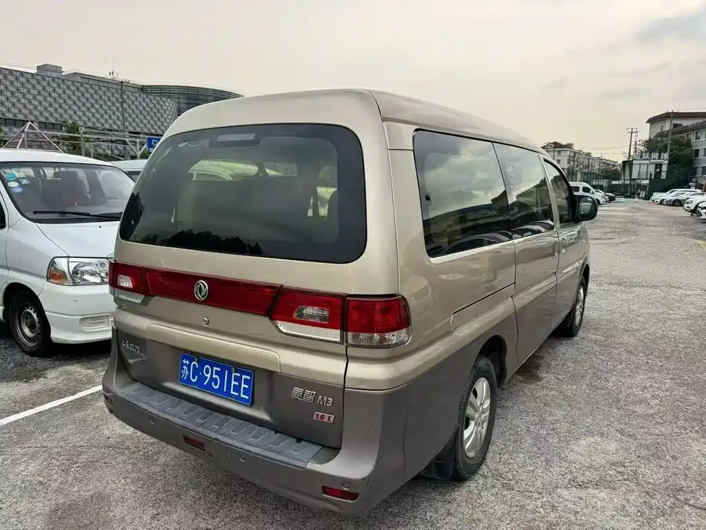 Lingzhi 2017 M3L 1.6L 7-seat comfort model купить на сайте DeffCars