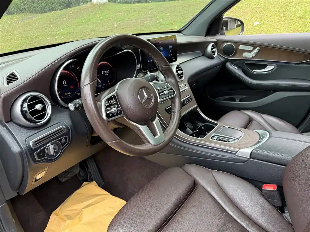 Mercedes-Benz GLC 2020 facelift GLC 260 L 4MATIC luxury model купить на сайте DeffCars