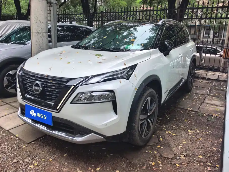 X-Trail 2023 e-POWER super-hybrid dual-motor four-wheel drive extreme version купить на сайте DeffCars