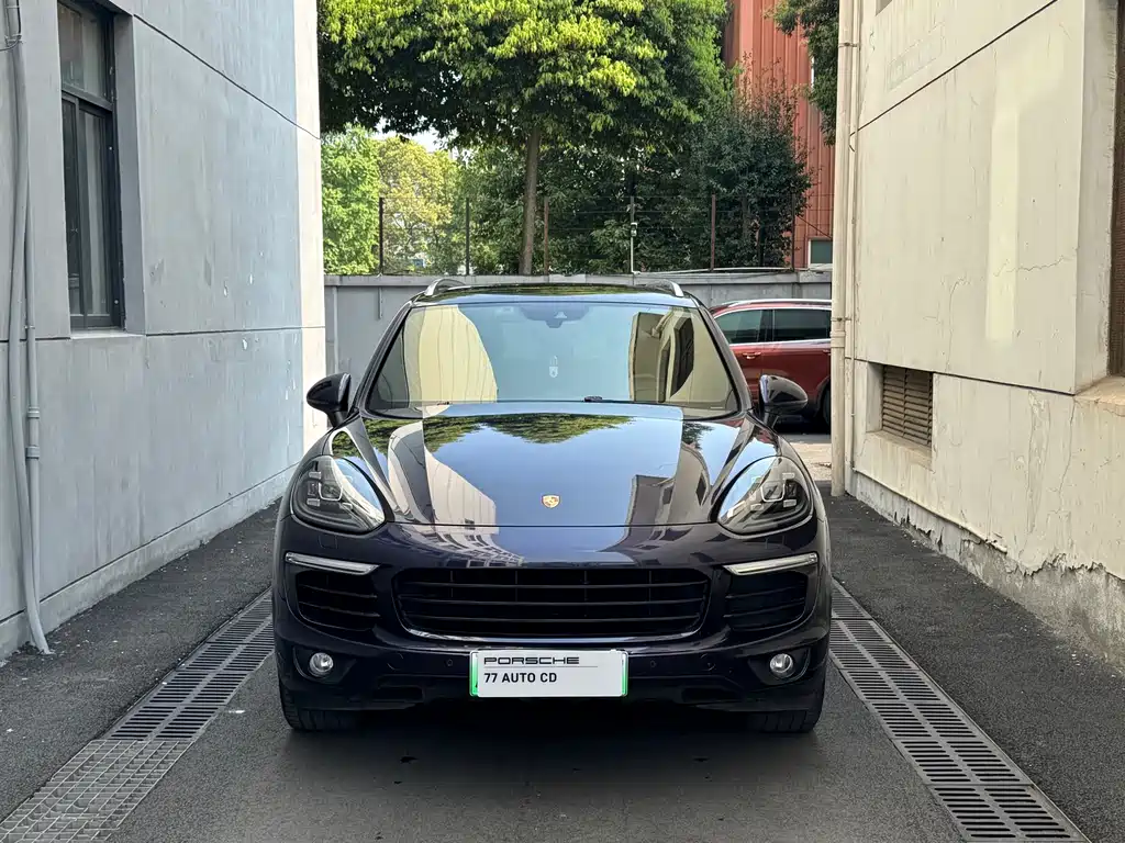 Cayenne New Energy 2016 Cayenne S E-Hybrid 3.0T купить на сайте DeffCars