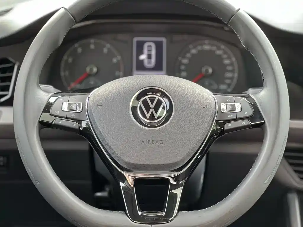Bora 2021 1.5L automatic comfort intelligent connected version купить на сайте DeffCars