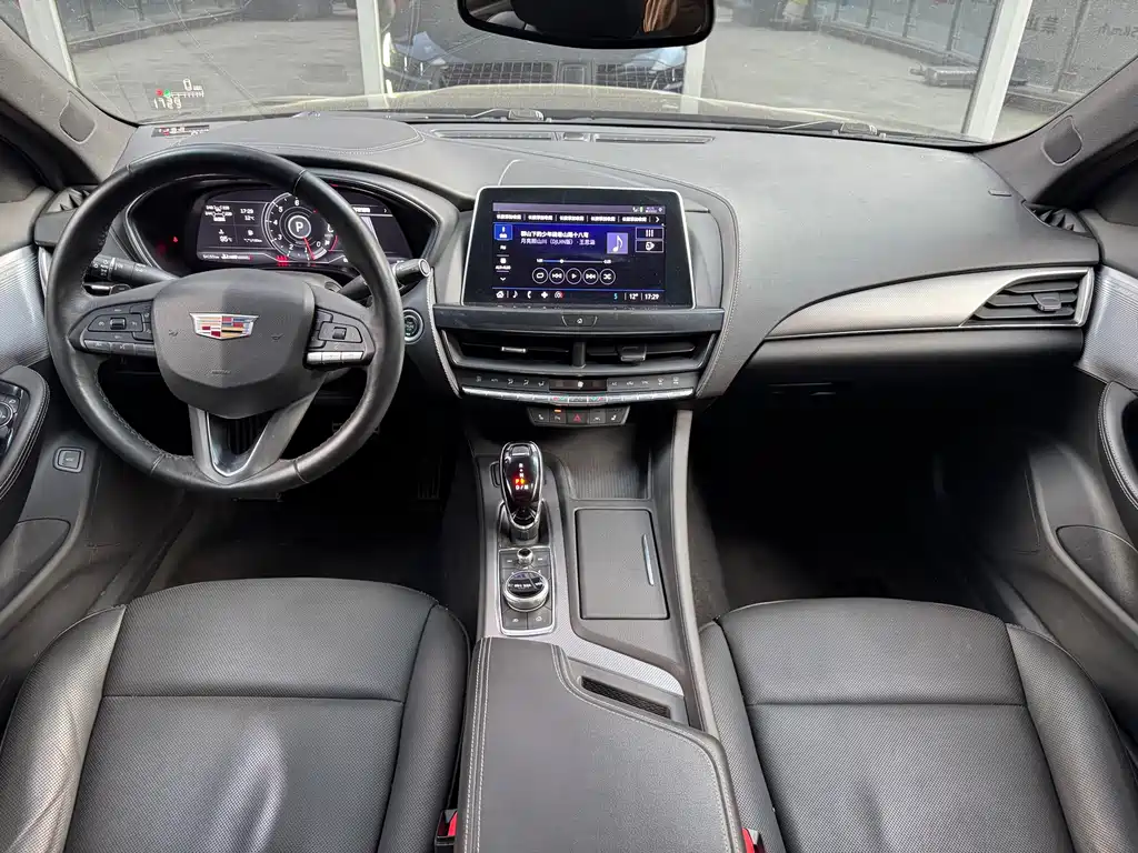 Cadillac CT5 2022 28T Premium Model купить на сайте DeffCars