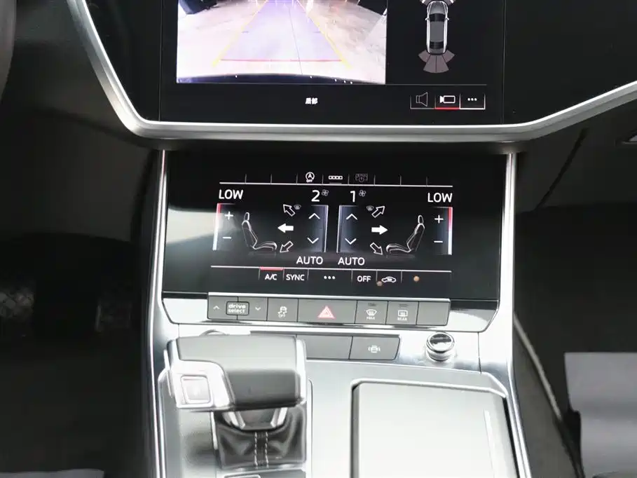 Audi A7L 2024 45TFSI S-line Dream Building Liquid Crystal Package купить на сайте DeffCars
