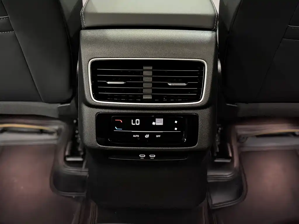 Lanxun 2023 380TSI four-wheel drive R-Line Touring Edition купить на сайте DeffCars