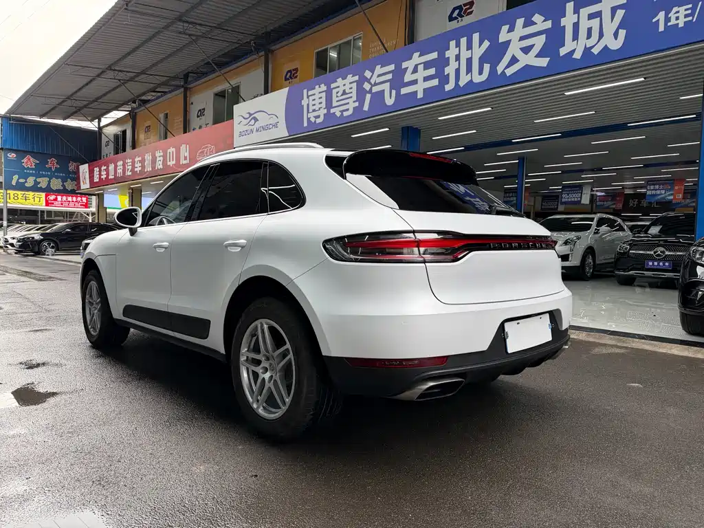 Macan 2022 Macan 2.0T купить на сайте DeffCars