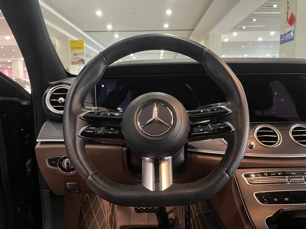 Mercedes-Benz E-Class 2023 E 300 L Sporty and Fashionable купить на сайте DeffCars
