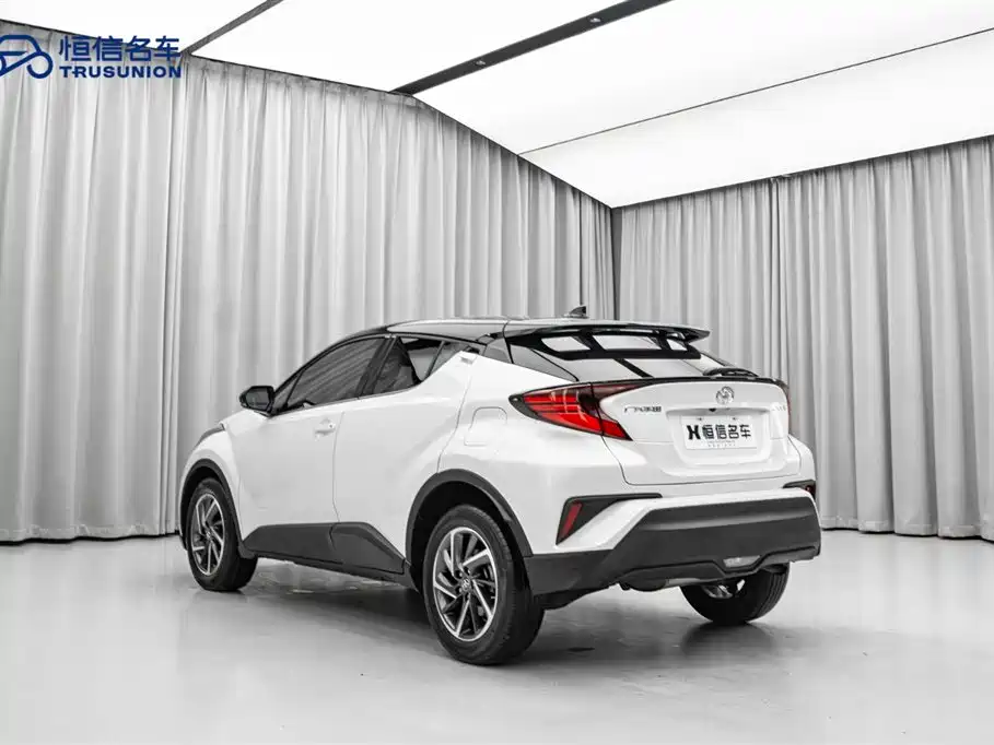 Toyota C-HR 2021 2.0L Luxury Edition купить на сайте DeffCars