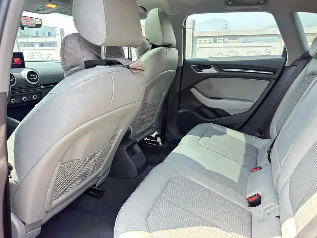 Audi A3 2019 Sportback 35 TFSI Sports National V купить на сайте DeffCars