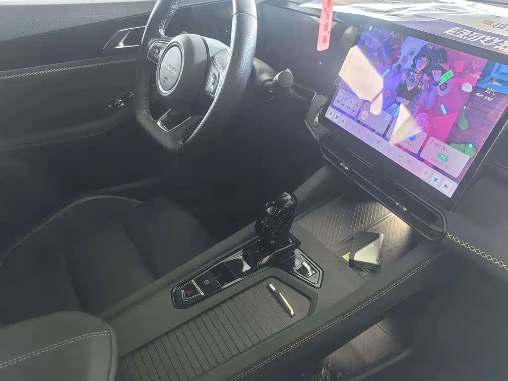 Lynk & Co 03 2023 1.5TD DCT Pro купить на сайте DeffCars