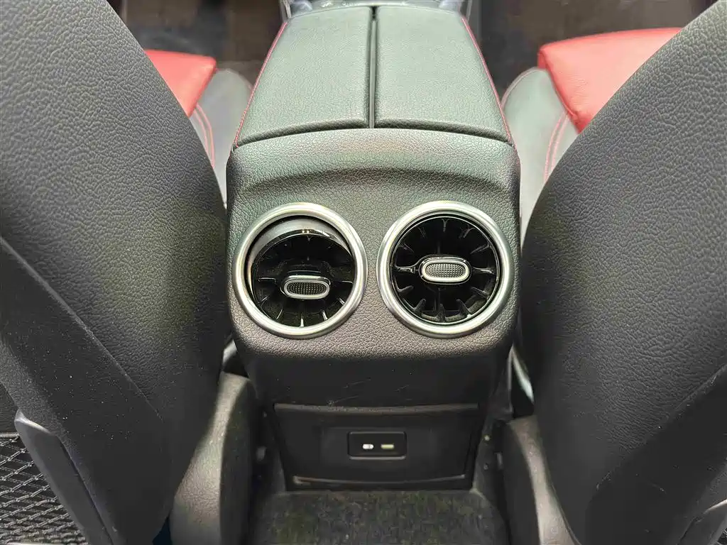 Mercedes-Benz A-Class AMG 2020 AMG A 35 L 4MATIC купить на сайте DeffCars