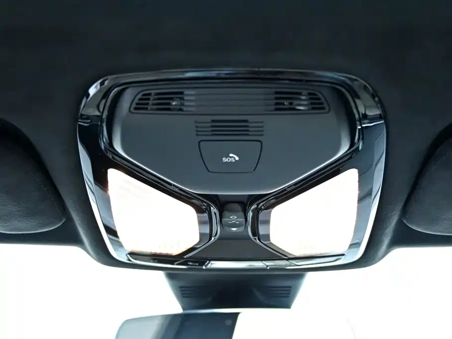 BMW X7 2022 xDrive40i Exclusive M Sports Package купить на сайте DeffCars