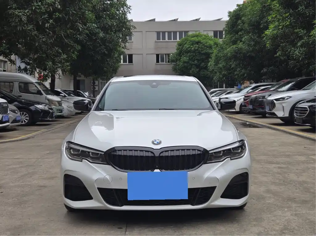 BMW 3 Series 2022 325Li M Sport Night Set купить на сайте DeffCars