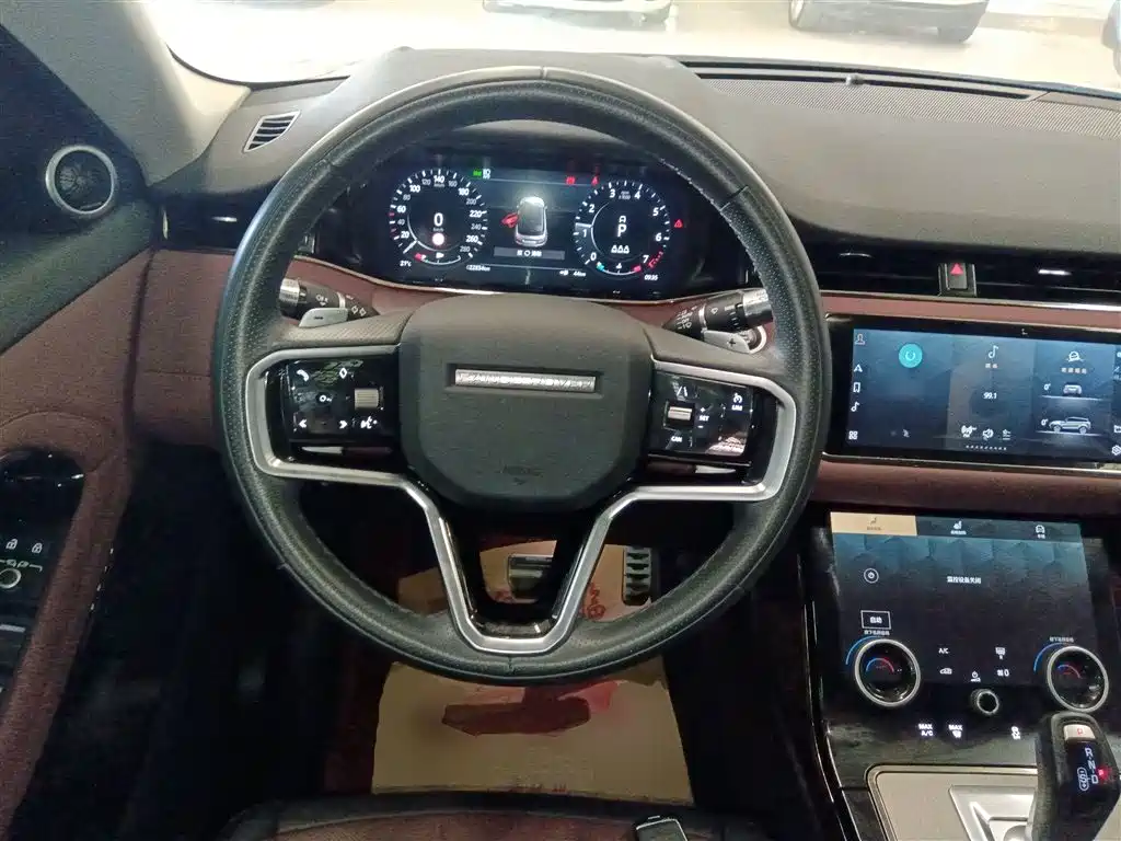 Range Rover Evoque 2022 Evoque L 249PS R-Dynamic Deluxe Edition купить на сайте DeffCars