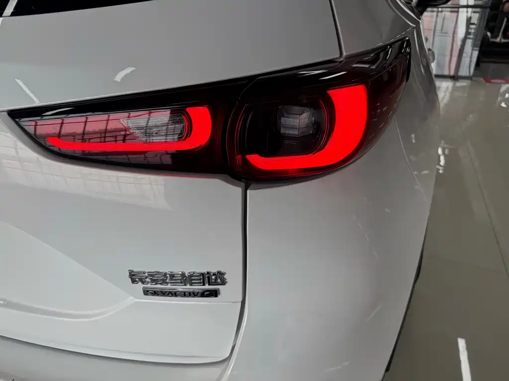 Mazda CX-5 2022 2.0L automatic two-wheel drive smart model купить на сайте DeffCars
